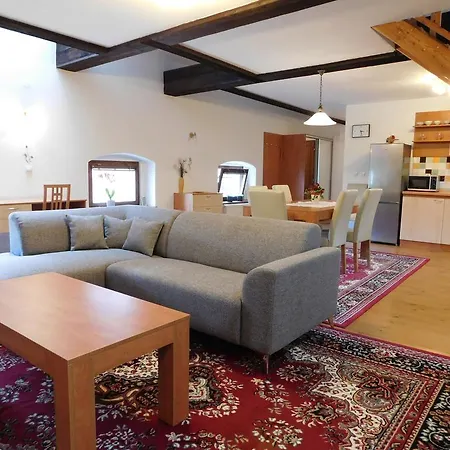 Soludus-spissky Ludovy Dom Gæstehus