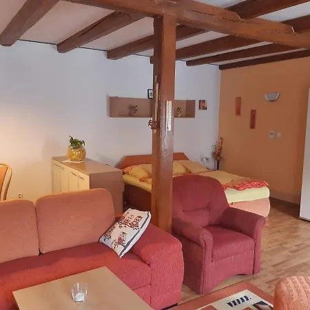 Soludus-spissky Ludovy Dom Gæstehus